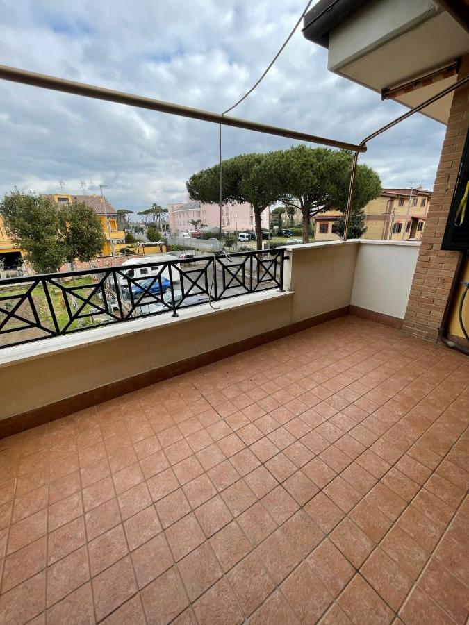 La Casa Di Flora Aeroporto Di Fiumicino Villa Eksteriør bilde